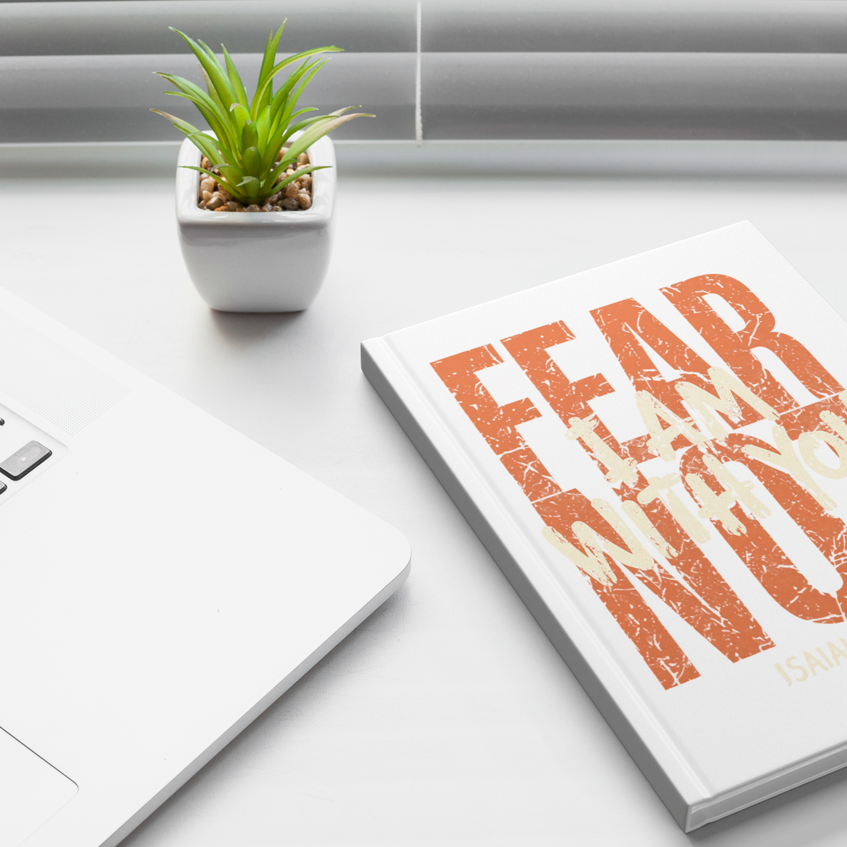 Fear_Not_I_Am_With_You_Journal__Christi_Lifestyle_1_Mockup.png_16192501